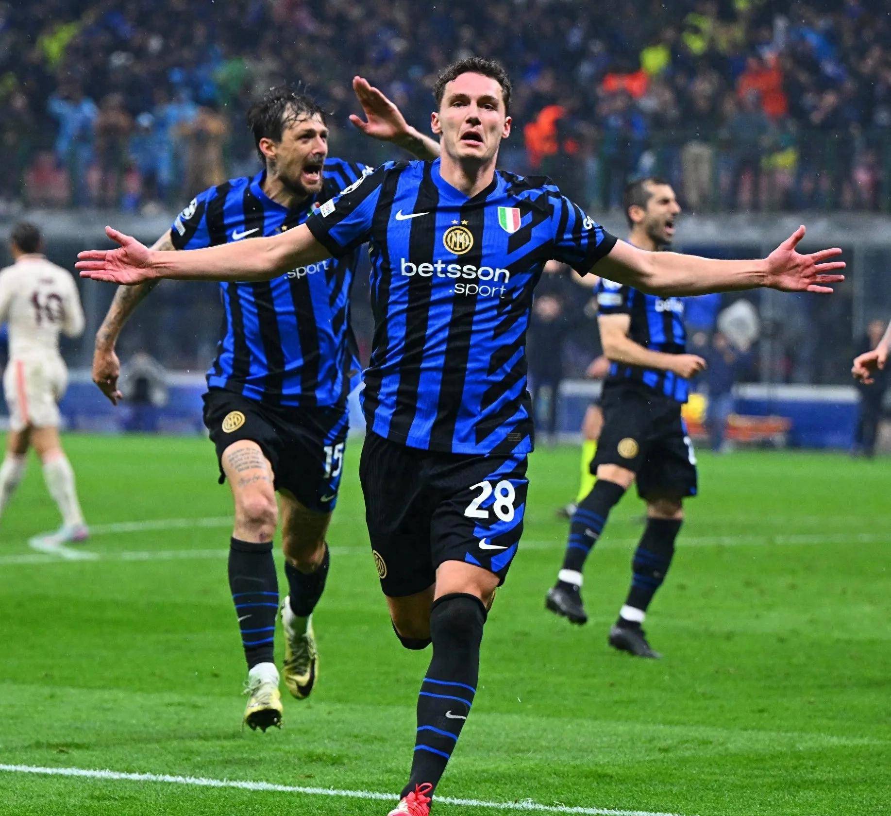 阿森纳战平国米，C罗梅开二度意甲