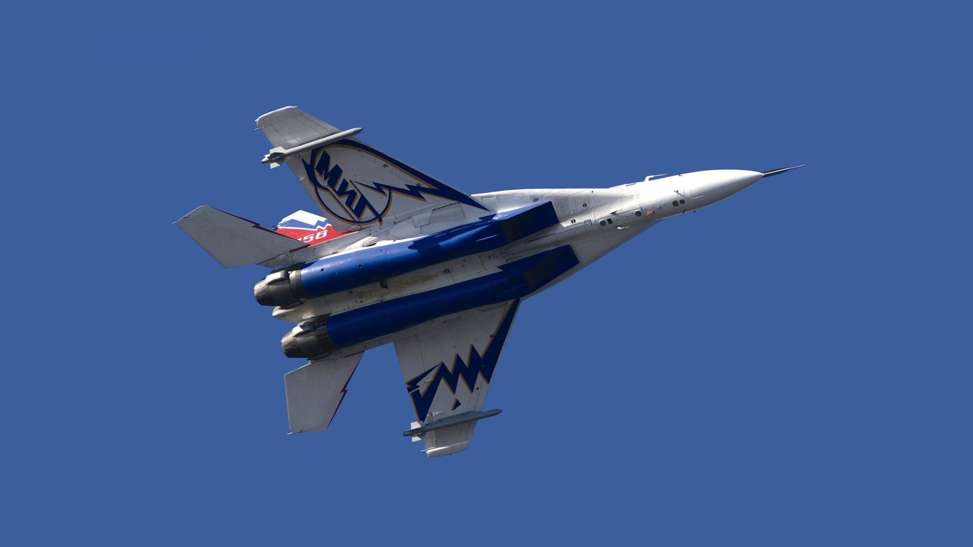 孤独征服者，范弗利特用16记三分演绎篮球的极简主义美学